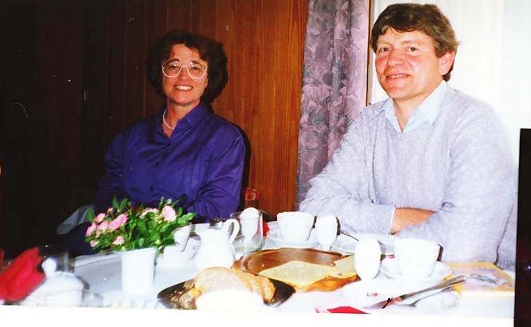 1990_08a_thomas_zur_hochzeit