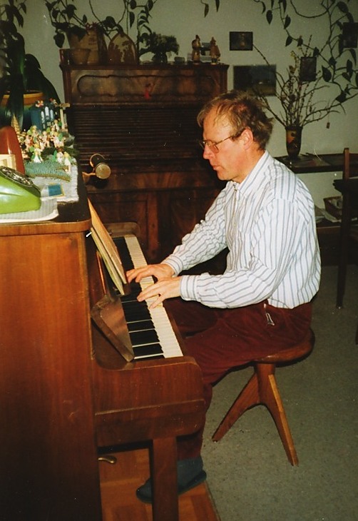 1990_12b_thomas_zur_hochzeit