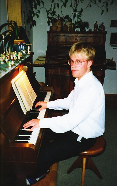 1990_12c_thomas_zur_hochzeit