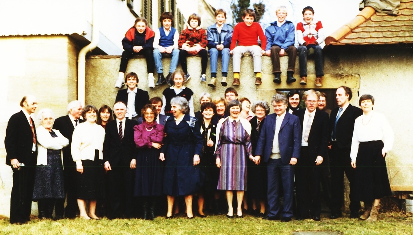 1985_07_1konfi_jutta_thomas_zur_hochzeit.jpg