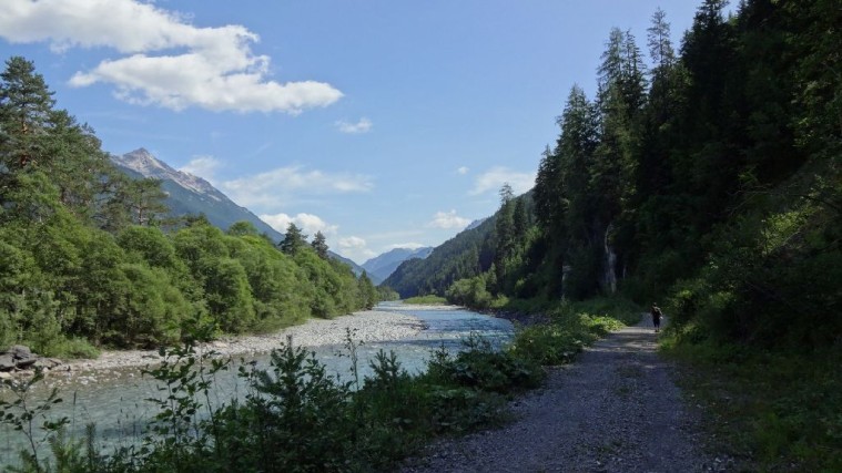 b005elbigenalb_haeselgehr_freibad090.jpg