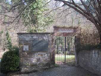 Haag Friedhof Eingang