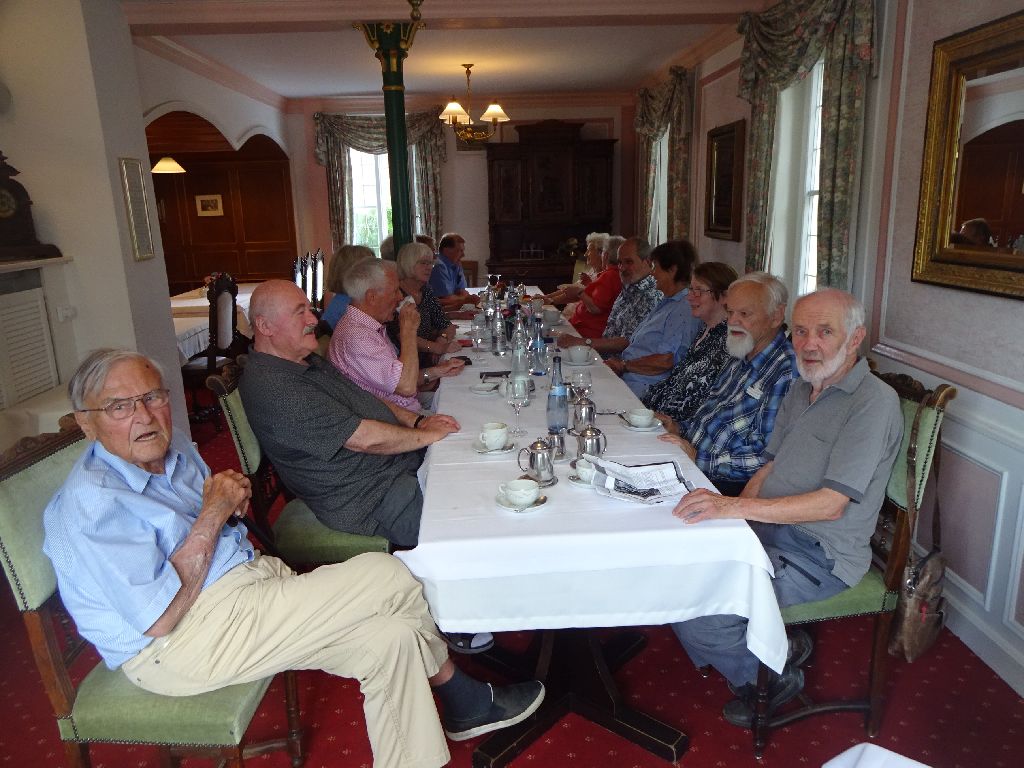 2023_06_10klassentreffen120
