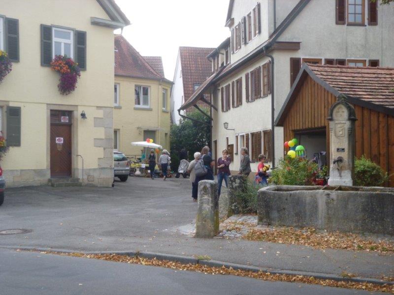 2016dorfflohmarkt_kilchberg130.jpg