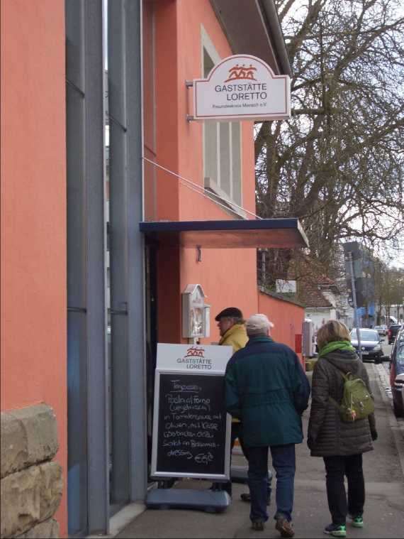 bergfriedhof220.jpg