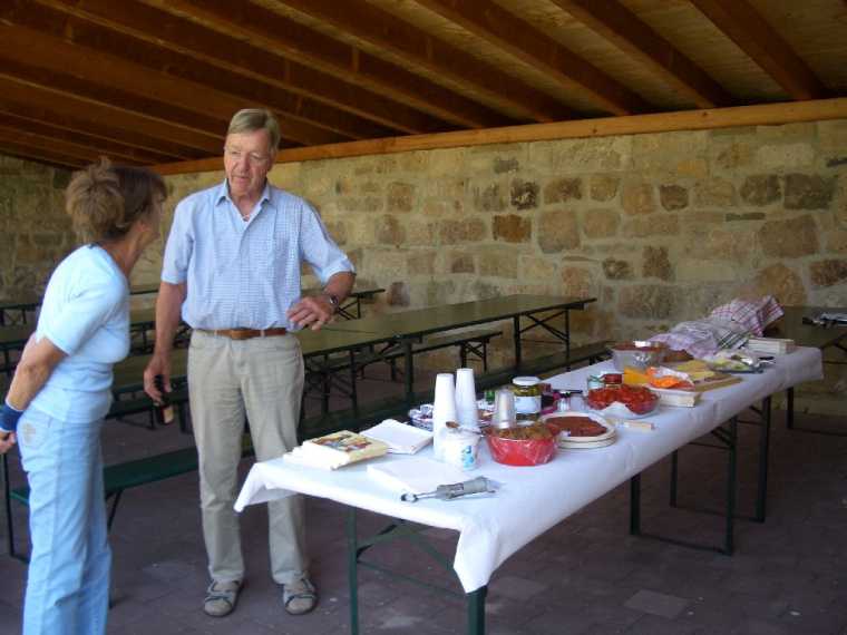 schlossparkhock030.jpg
