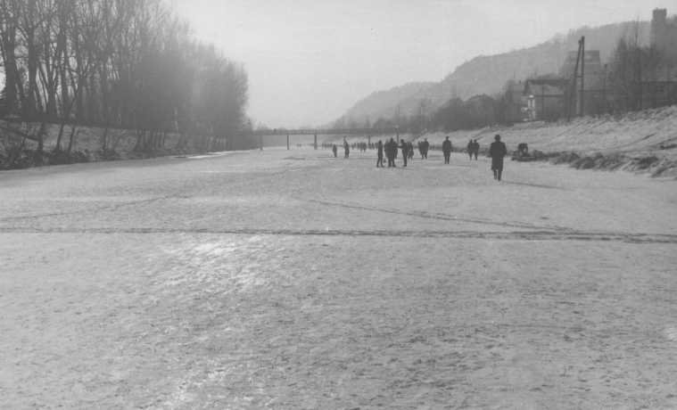 28_1963_stift_foehrberg_neckar_gefrohren_kahnz_.jpg